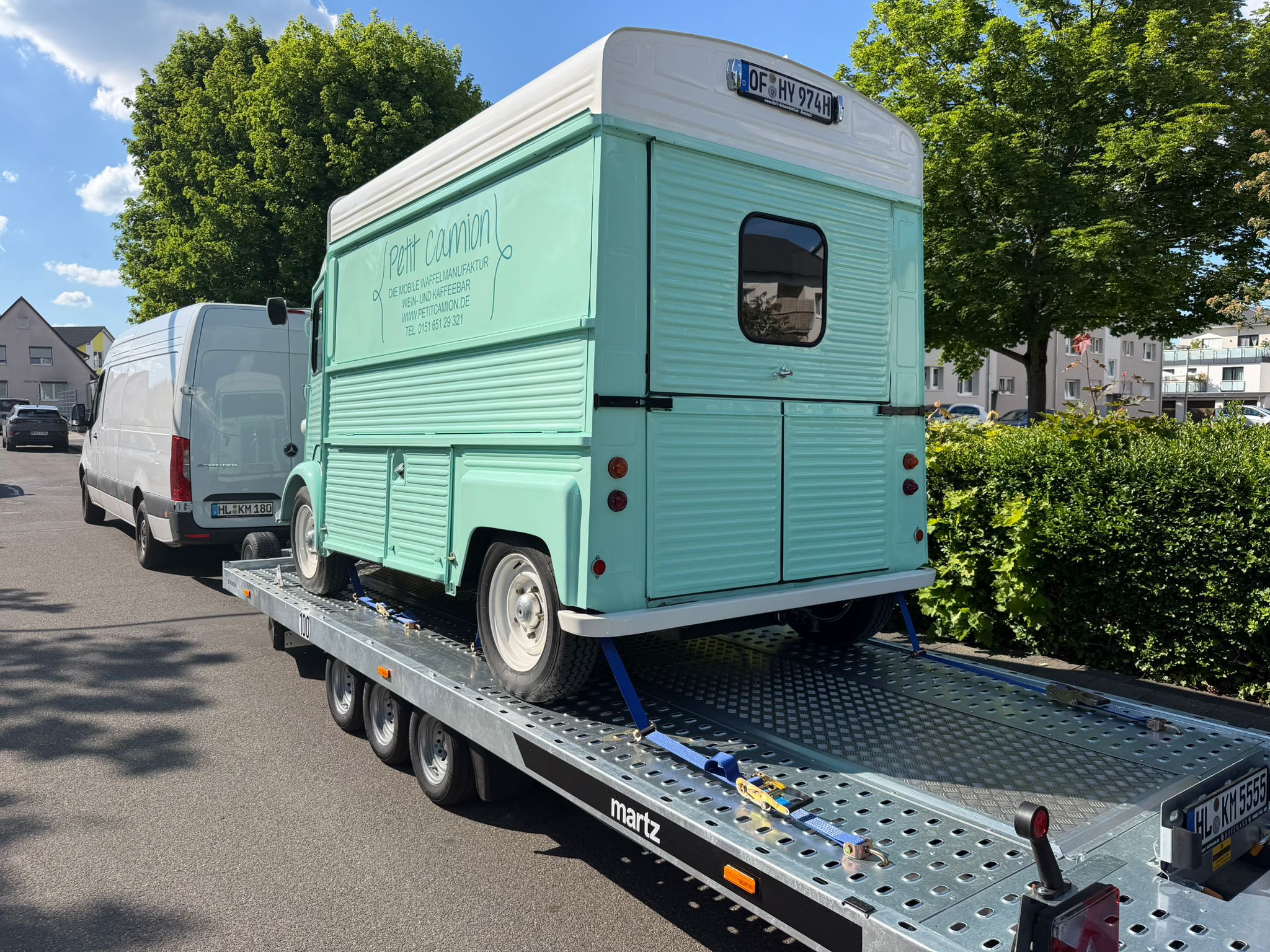 Fahrzeugtransport mit Auto Transporter in Lübeck